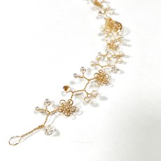画像6: 7-10【水引の花】ダリア 剣先（白）＋ ゴールドワイヤーアクセサリ (6)